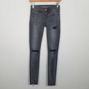 American Eagle Super Low Jegging Distressed Super Stretch Size 0